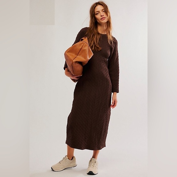 Free People Dresses & Skirts - Free People Gabby Seamless Midi
Dress in Brown Size M/L